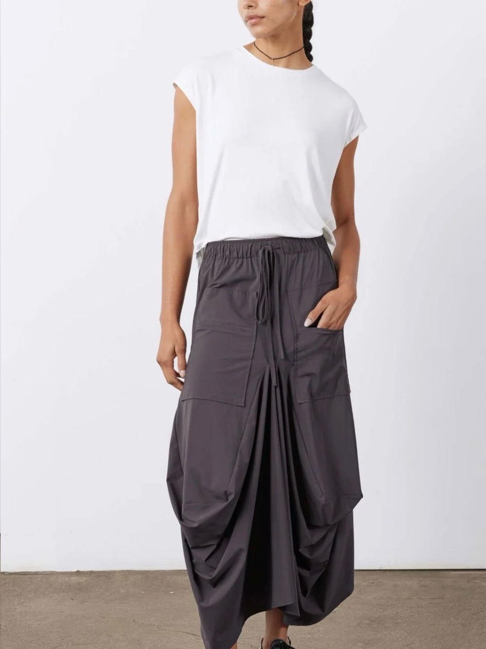 Ruti the Go-To Skirt S/M Charcoal